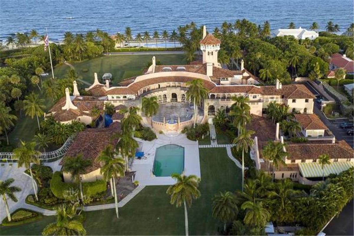 Elon Musk diminta setelah pemilu dituduh tinggal di Mar-a-Lago: sewanya mungkin capai $2.000 per malam